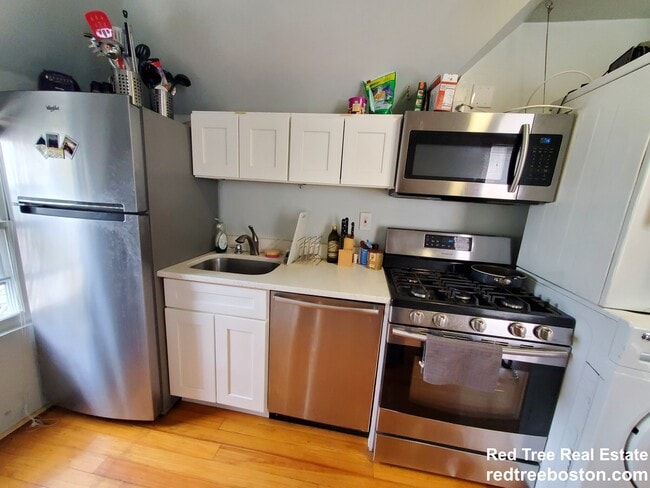 Photo - 12 Bennett St