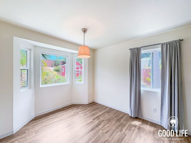 Photo - 2104 N Mammoth Pl