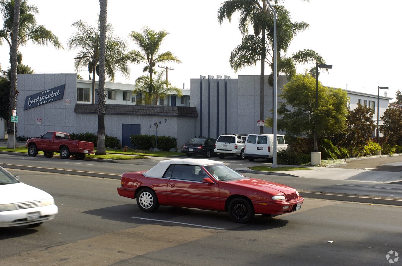 Photo - Grand Continental Apartments