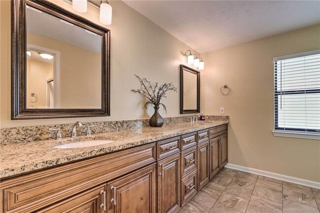 Photo - 6207 Moss Dr
