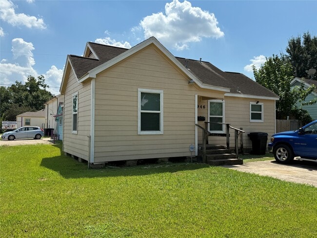 Building Photo - 6946 Moss Rose St Rental