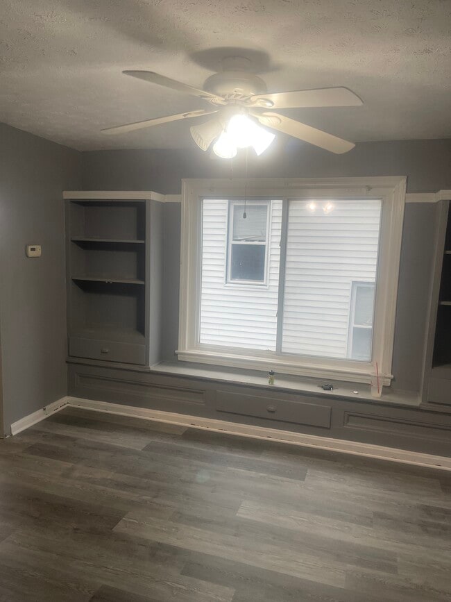 Photo - 12417 Watterson Ave