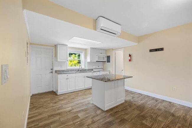 Photo - 5409 N Flagler Dr