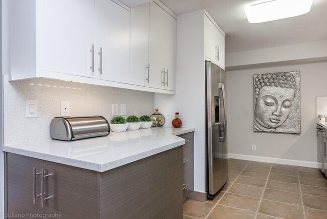 Photo - 2255 Lindell Blvd Unit 4306