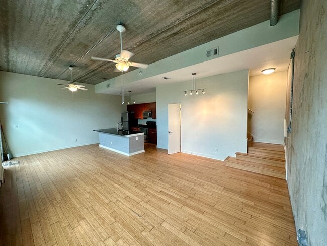 Photo - 2 BED | 2.5 BATH | URBAN CONDO | DOWNTOWN ...