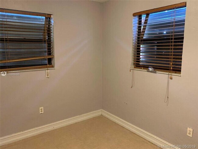 Photo - 10755 SW 222nd Dr