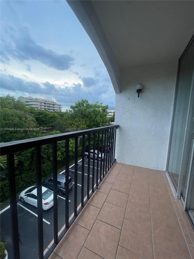 Photo - 2150 SW 16th Ave Unit 406