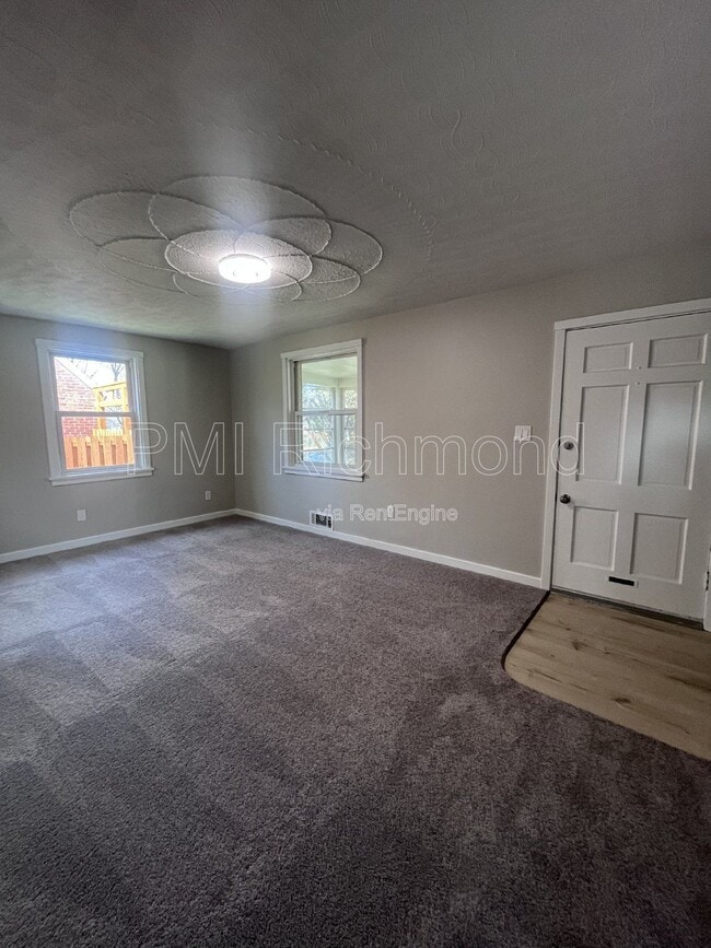 Photo - 3007 Grant St