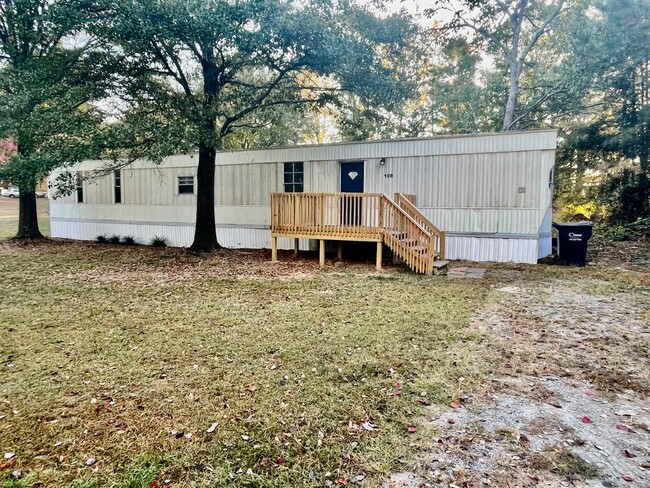 Adorable 2 bedroom 2 bath Trailor Home loc... - Adorable 2 bedroom 2 bath Trailor Home loc...