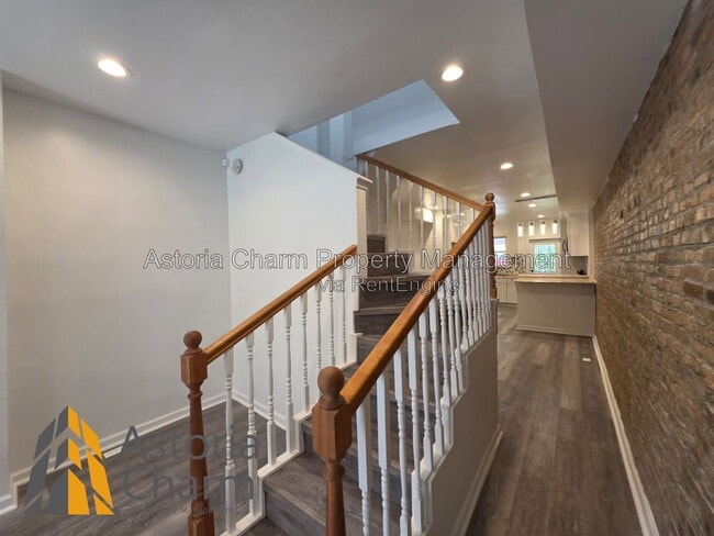 Photo - 519 E 28th St