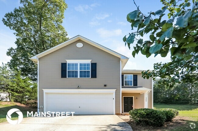 Building Photo - 5206 Carriage Woods Dr Rental