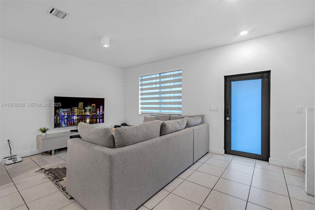 Photo - 4450 NW 83rd Pkwy