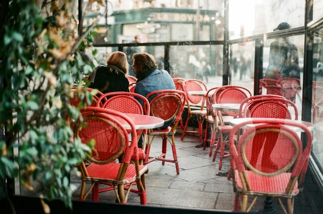 Outdoor Dining Near Next on Lex Apartments Glendale