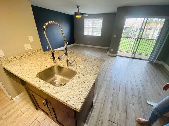 Photo - 1239 SW 46th Ave Unit 908