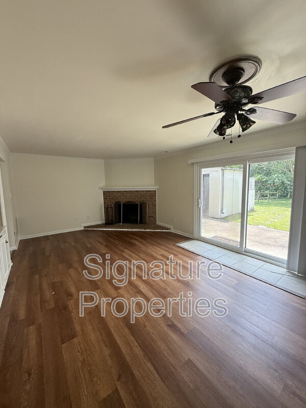 Photo - 913 Ewell Rd
