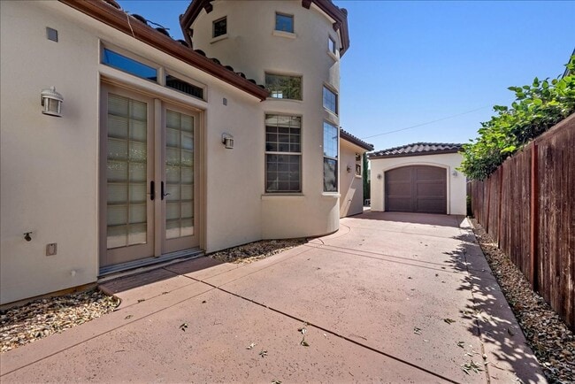 Photo - 1911 12th St