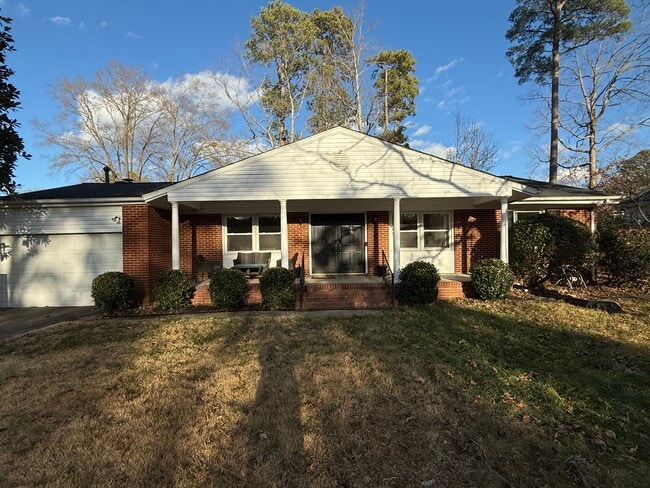 Building Photo - 207 Norwood Dr Rental