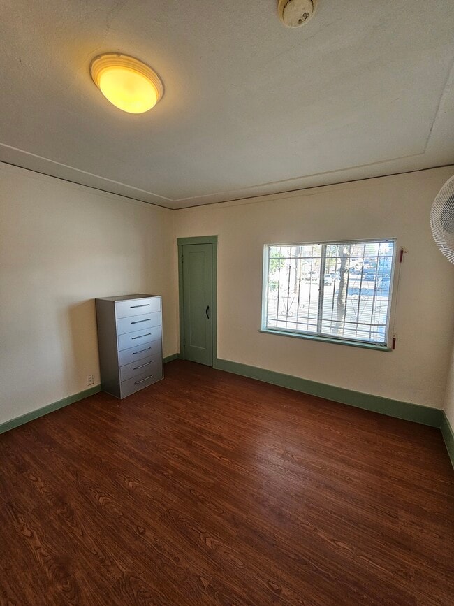 Photo - 2439 Fruitvale Ave
