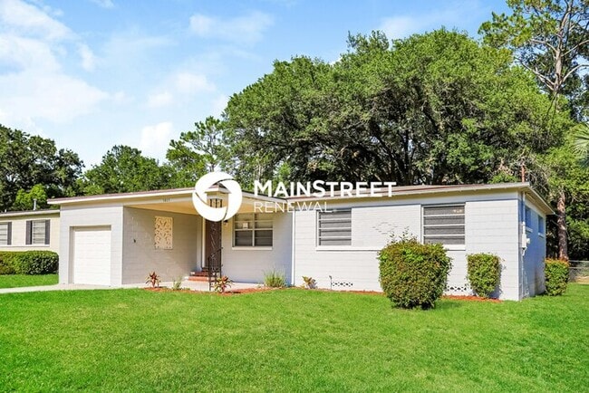 Building Photo - 3 Bedroom Pet-Friendly Home in jacksonvill...