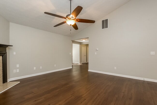 Photo - 217 Winterbury Dr