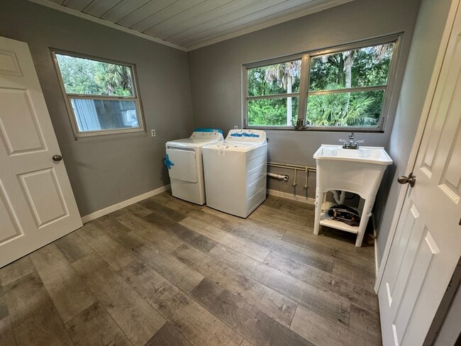 Photo - 116 Myakka Dr