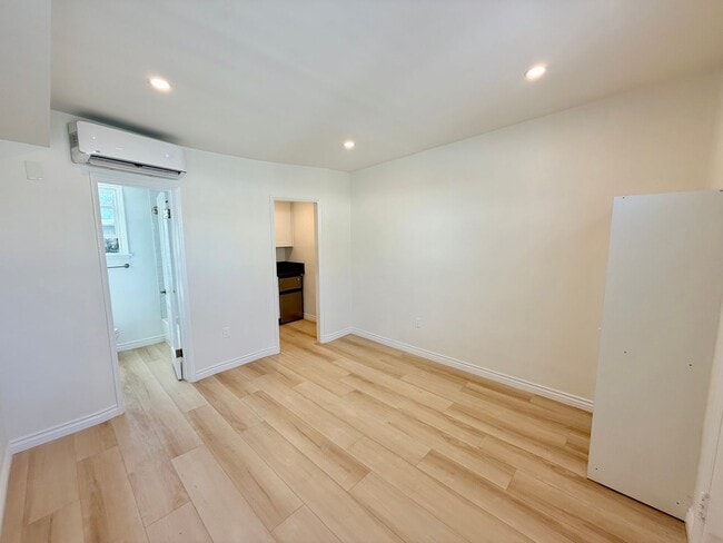 Photo - 10340-10360 Bellwood Ave