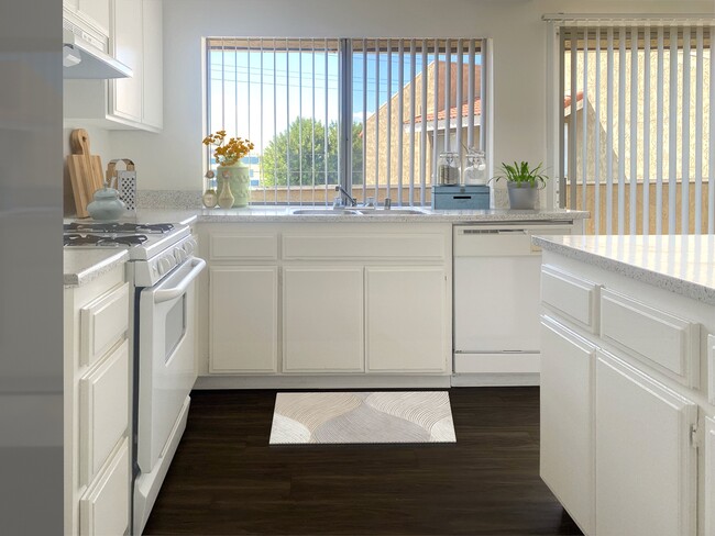 Amberwood Villas