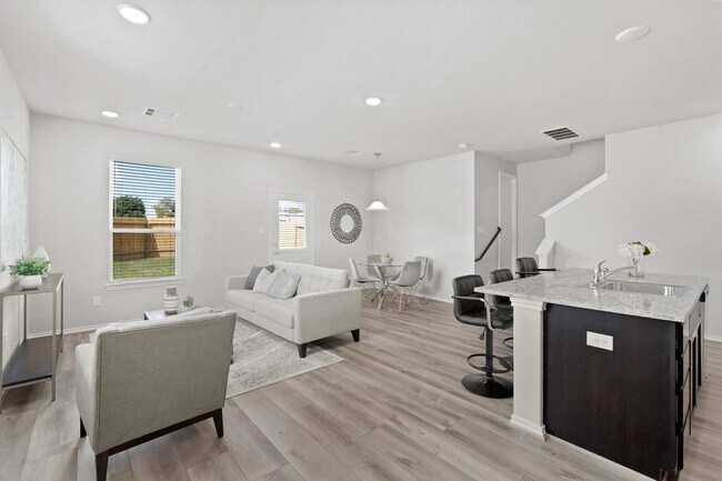 Photo - 1417 Acorn Mdw St