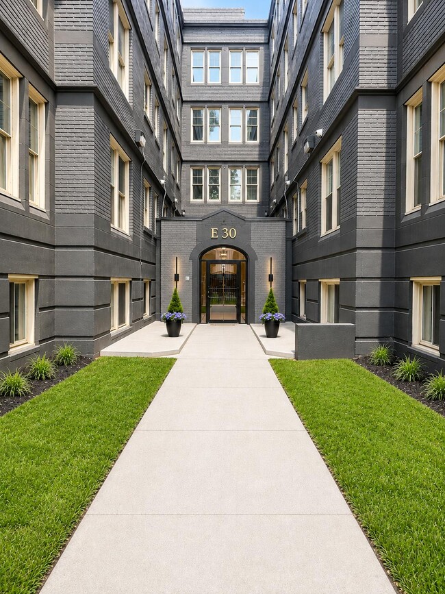 Live Atrium