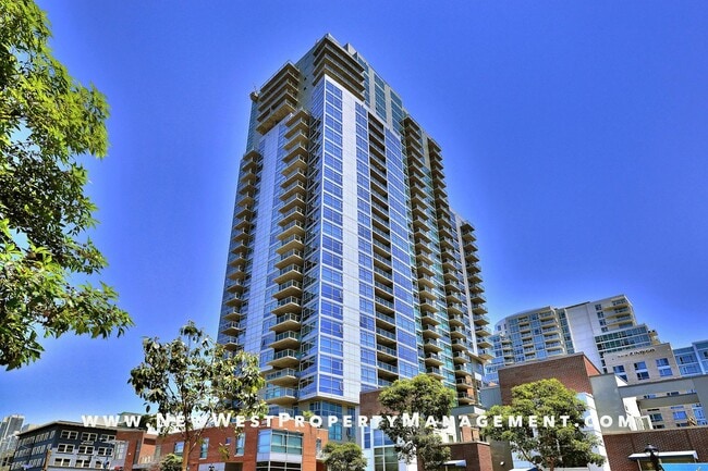 Building Photo - Stunning Fully Furnished East Village 2 Be... Unit #1605F Rental