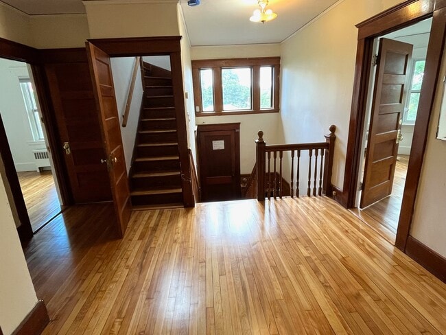 436 Waverley Oaks Rd Unit 2
