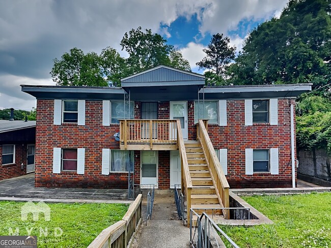 Photo - 730 Hill St Townhome