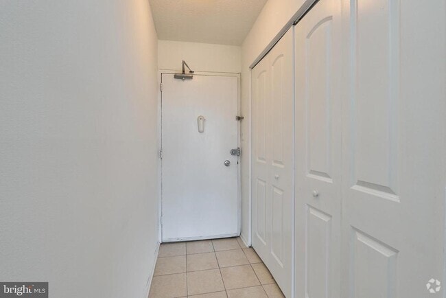 Building Photo - 4600 S Four Mile Run Dr Unit 1119 Rental
