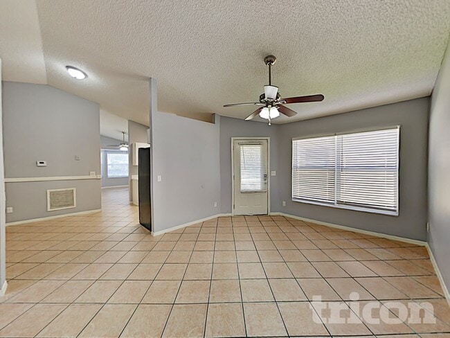 Photo - 1225 Shoshanna Dr