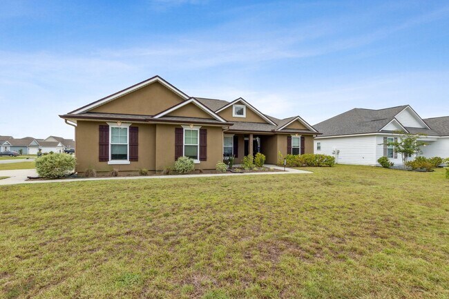 Photo - 3/2 newer home!