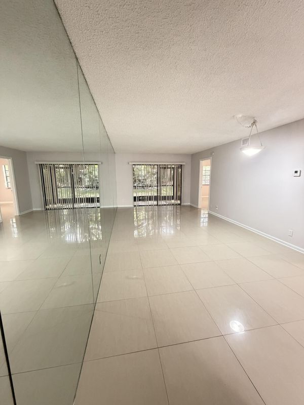 301 Norwood Terrace Unit 128