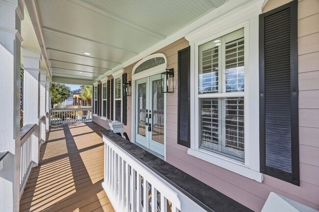 Photo - 1733 Indigo Island Dr