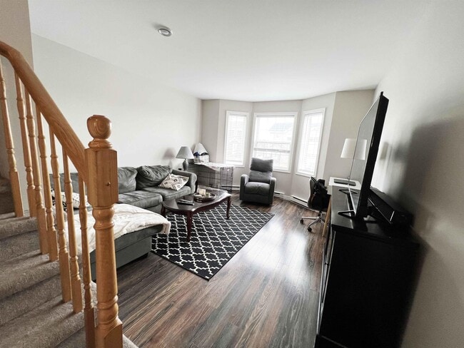 Photo - 118 Seaborn St