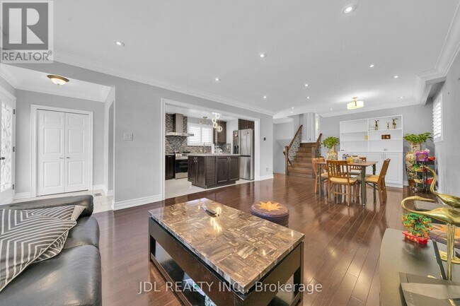 Photo - 53 Southdale Dr