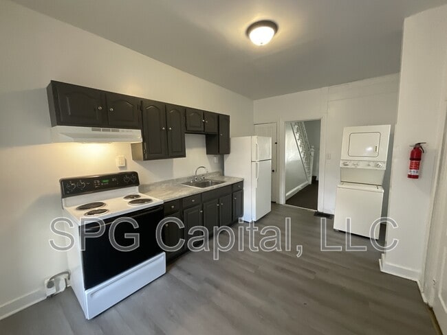 Photo - 709 W Princess St