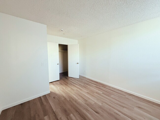 Garden Court Apartments