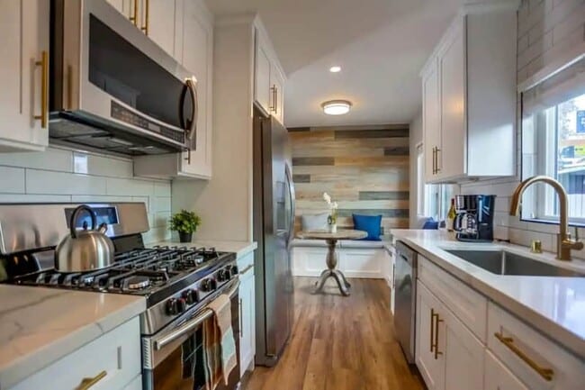 Photo - 812 Island Ct Unit 812