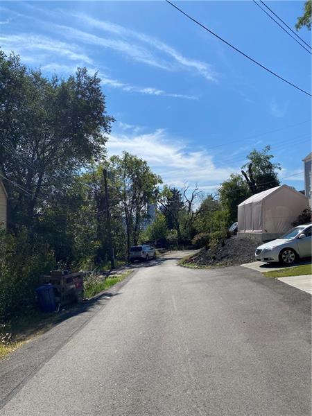 Photo - 1708 Leister St