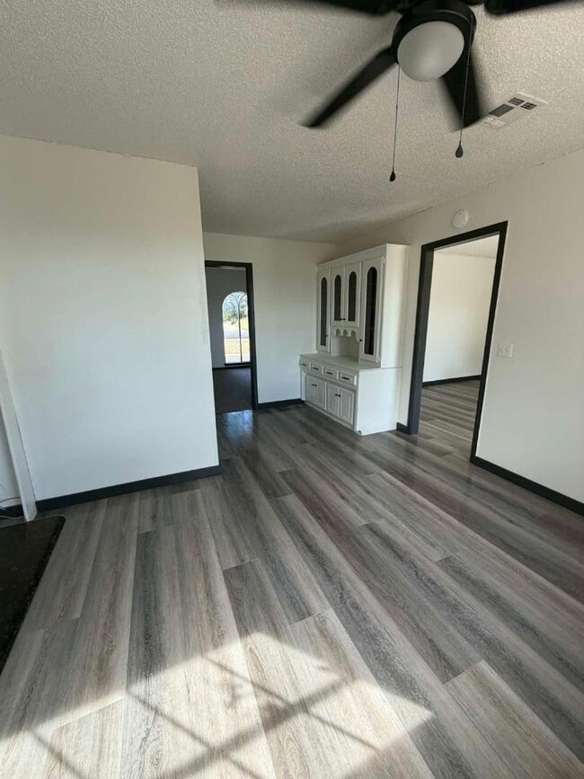 Photo - 2816 N Crescent Dr