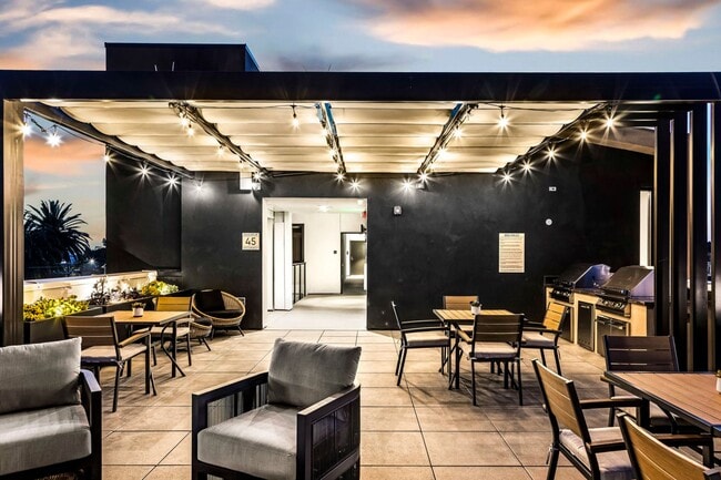 Photo - Georgia Modern