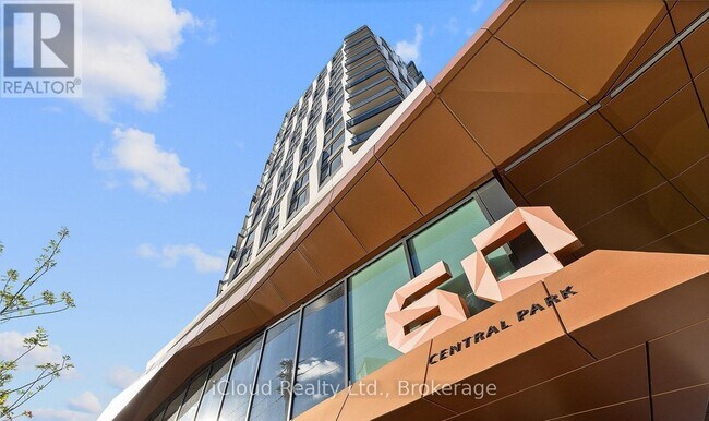 Photo - 60 Central Park Roadway Unité 2309