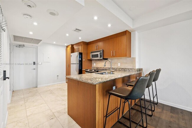 Photo - 10275 Collins Ave Unit 402