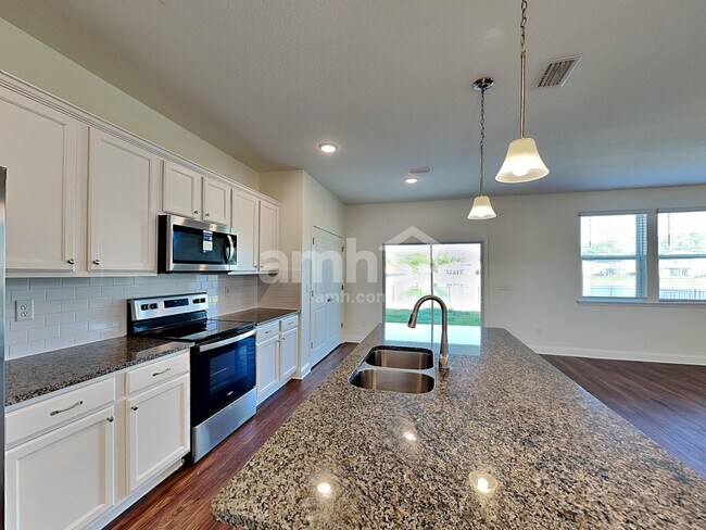 Photo - 47 Olivewood Pl