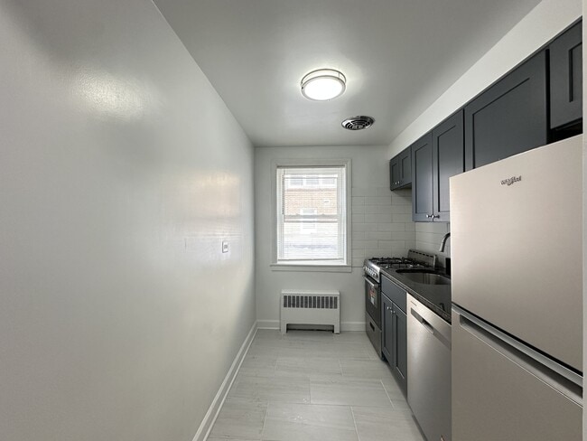 Photo - 6715 N California Ave Unit NG