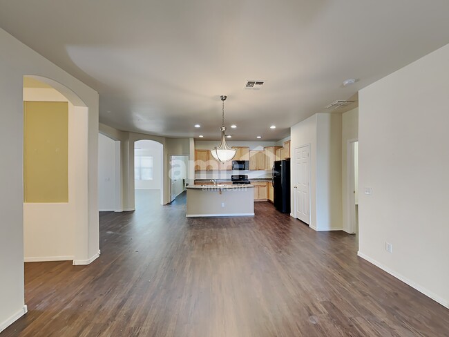 Photo - 2363 E Omega Dr
